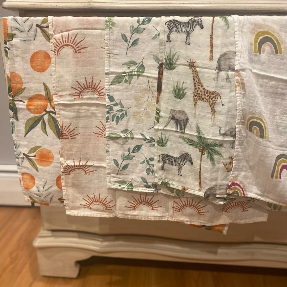 Sunshine muslin blanket